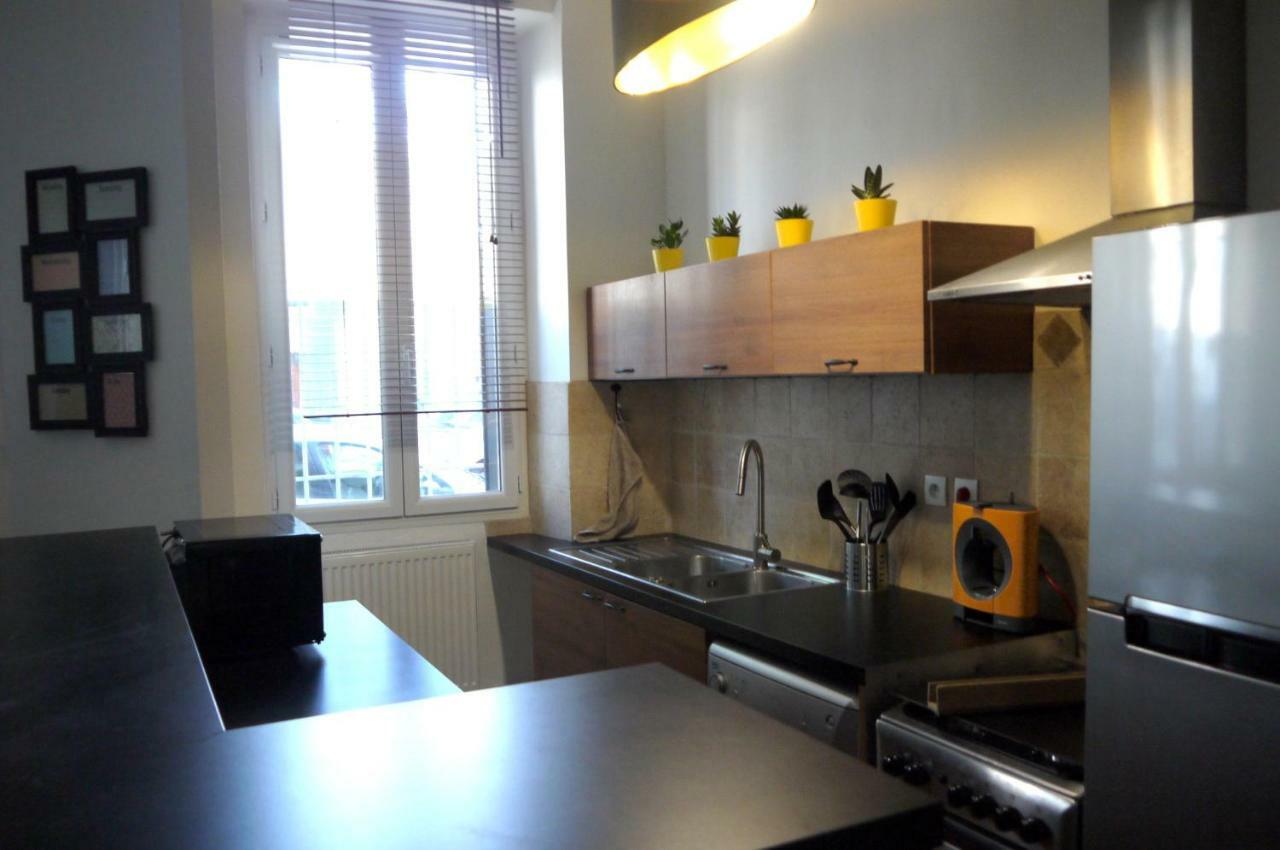 Au Coeur Du Centre Historique Apartment อาวีญง ภายนอก รูปภาพ